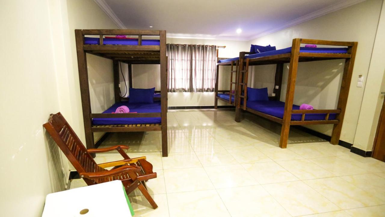 Blue Diamond Hostel Battambang Exterior foto